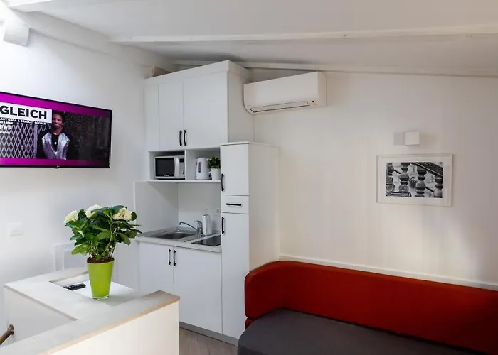 Guest house & Palmotta 2*