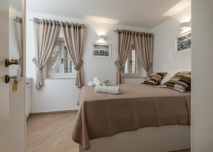 Guest house & Palmotta